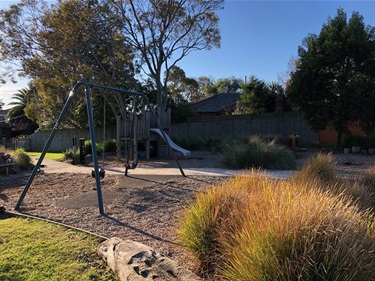 Viewpoint Avenue Reserve playground