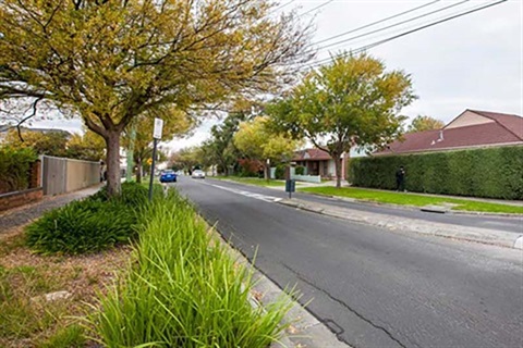 Glen Waverley street