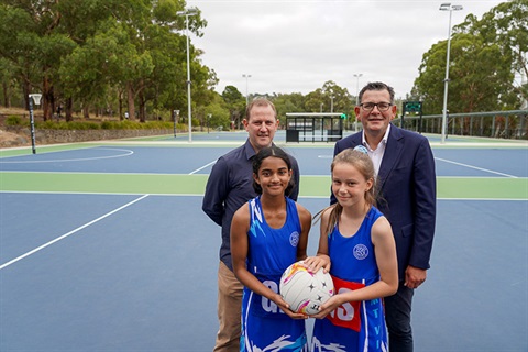 Premier Daniel Andrews and -Monash Mayor Stuart James and local netballers