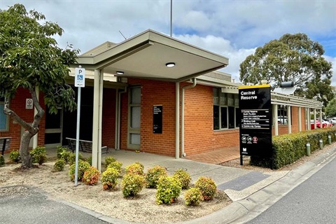 Glen Waverley CC Front