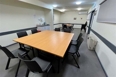 Hughesdale Community Centre Meeting-Room