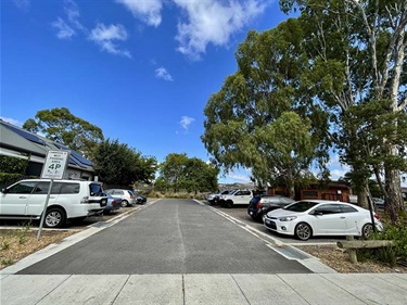 Oakleigh Community Centre car park