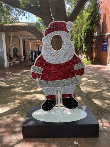 Monash Santa Selfie Pod at Mount Waverley Village