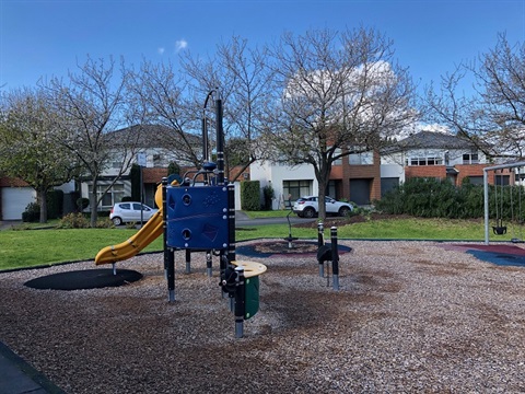 Landsdowne Circuit Reserve playground