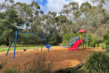 Queens Parade Reserve playspace