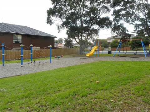 Cheel Street Reserve playground