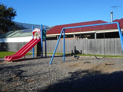 Kingsley Grove Reserve playground