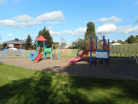 Finch Street Reserve playground